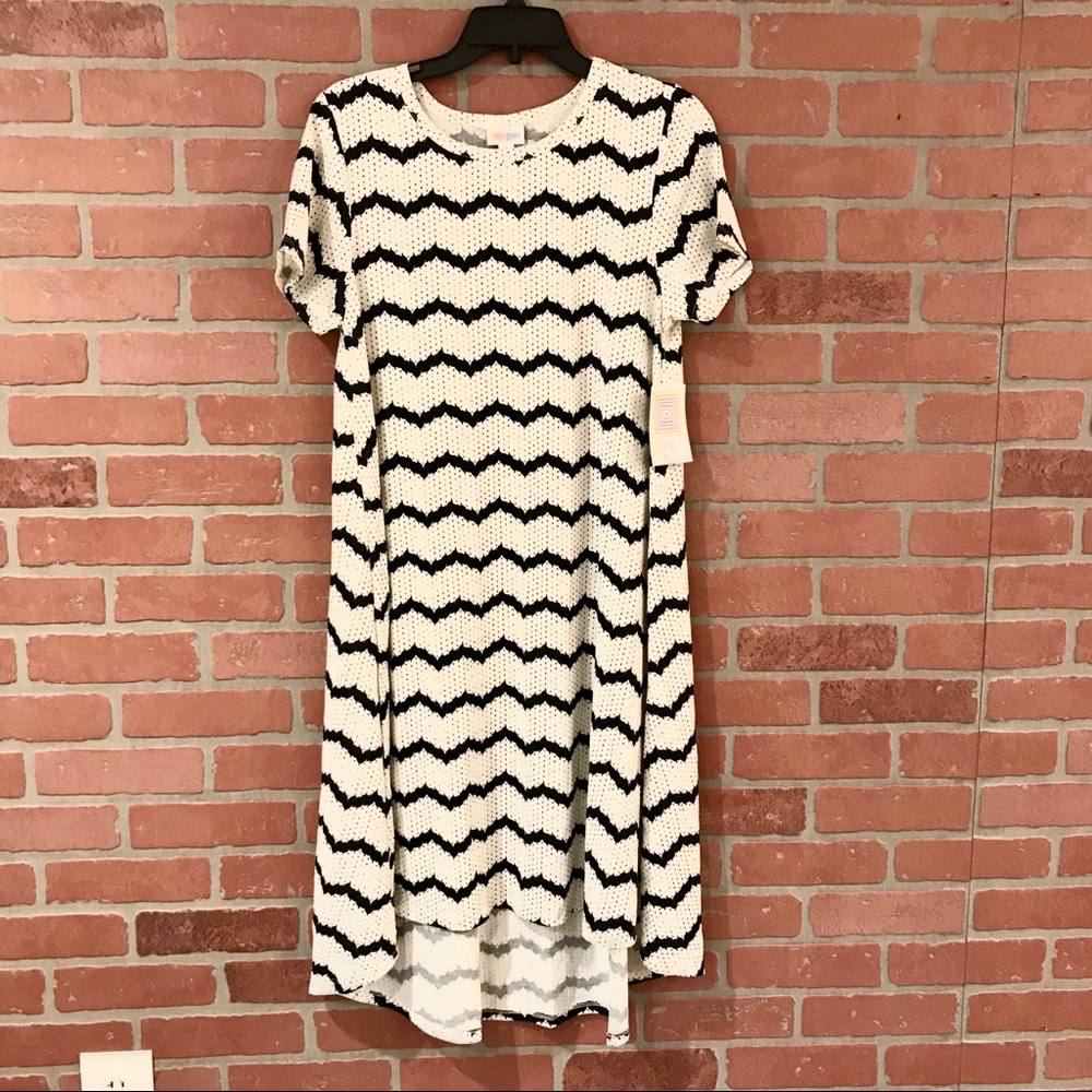 White & black geometric dress chevron polka dot